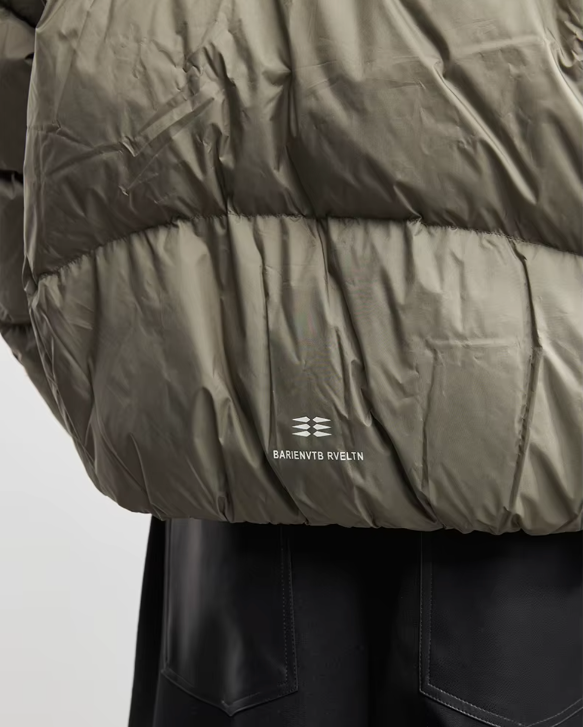 DOUDOUNE EN DUVET D’HIVER