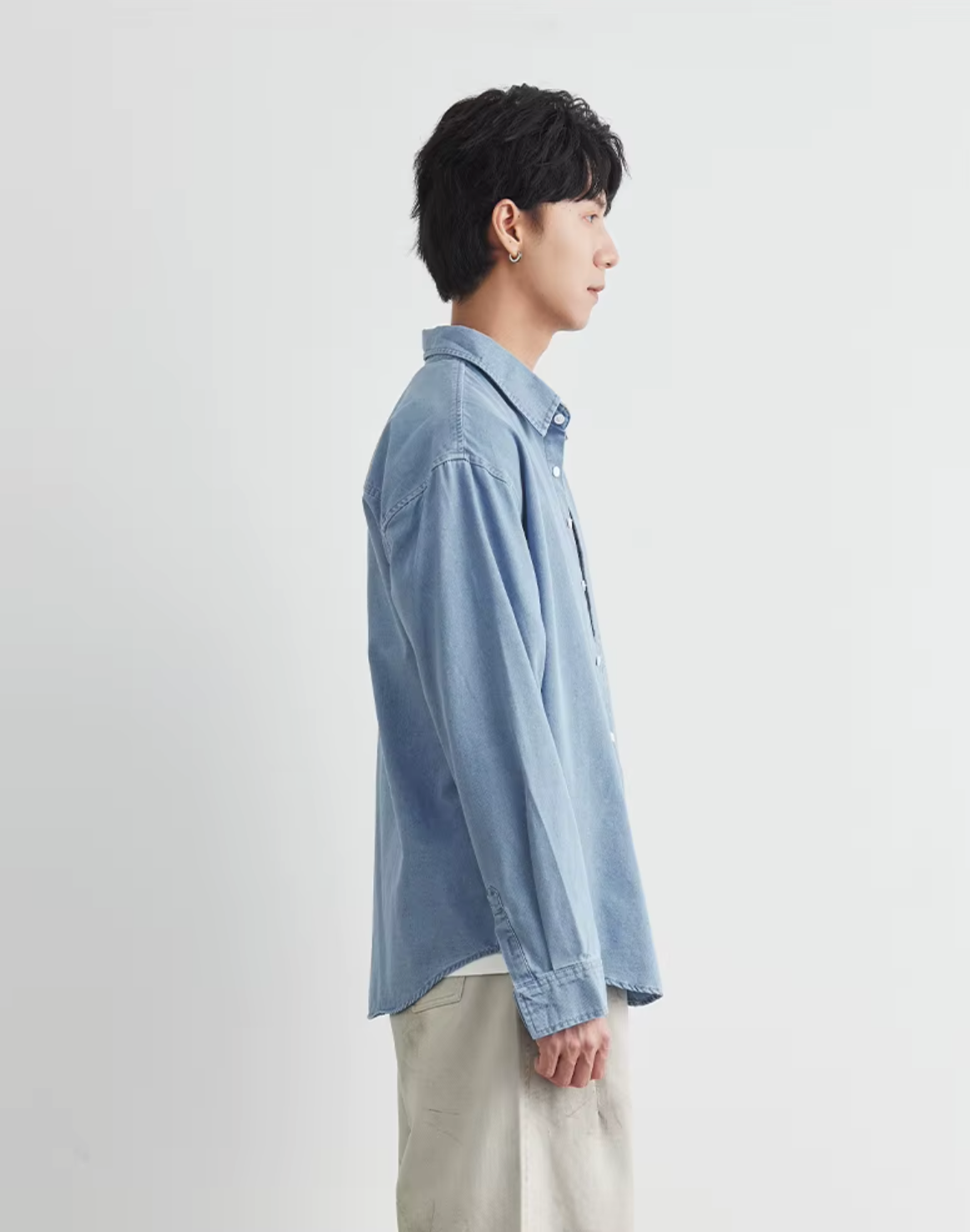 CHEMISE EN JEAN BRODÉE