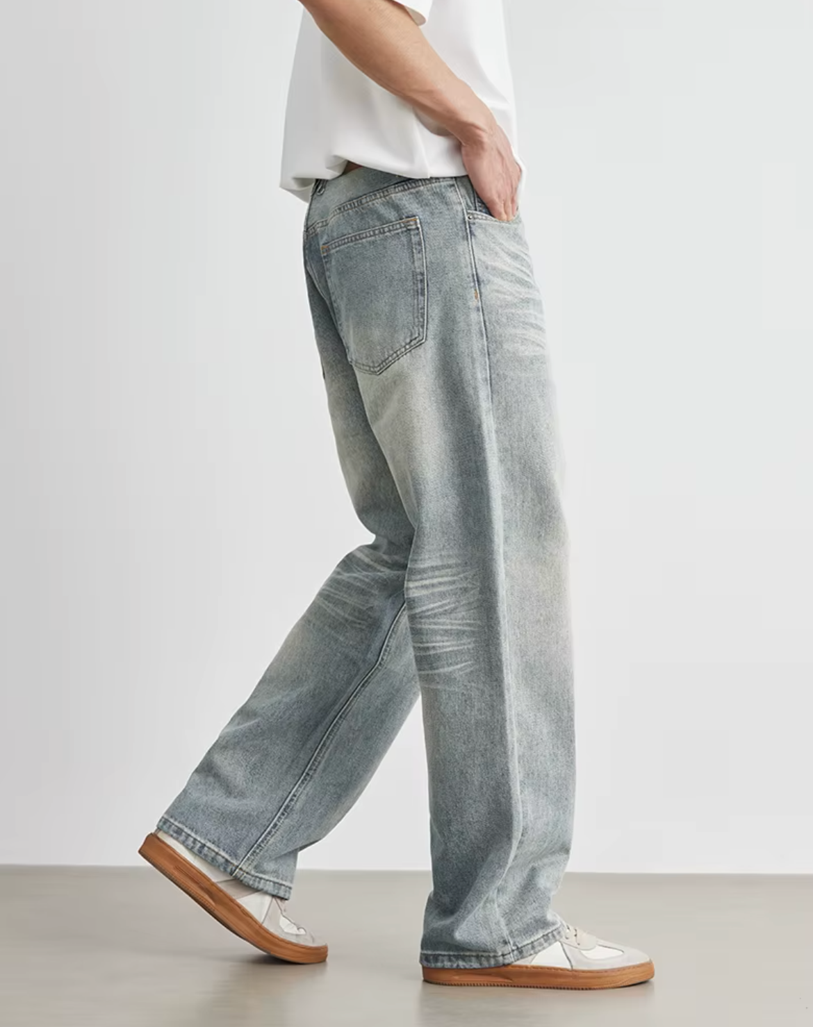 JEAN DROIT DÉLAVÉ CLAIR RÉTRO