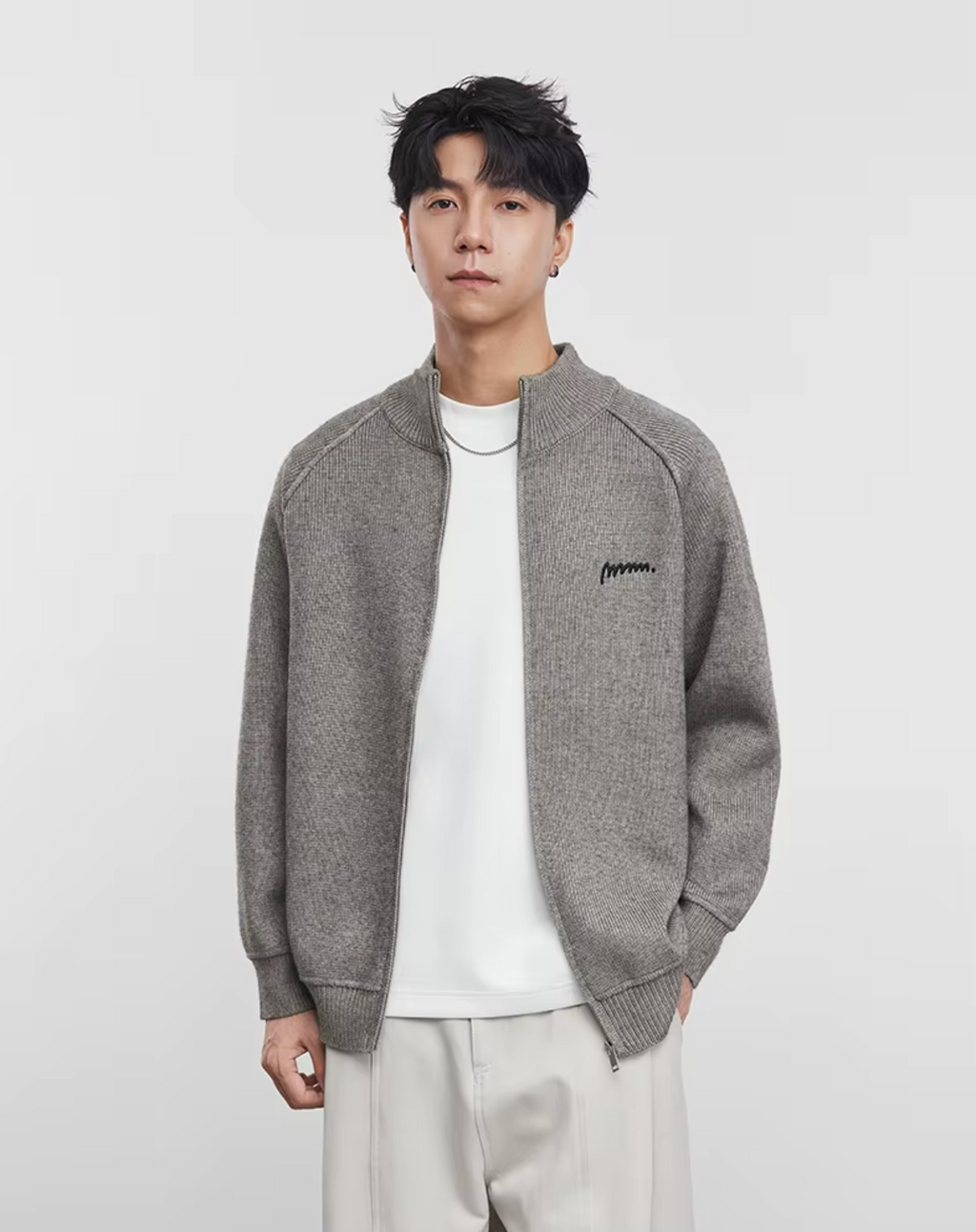 CARDIGAN TRICOTÉ À FERMETURE