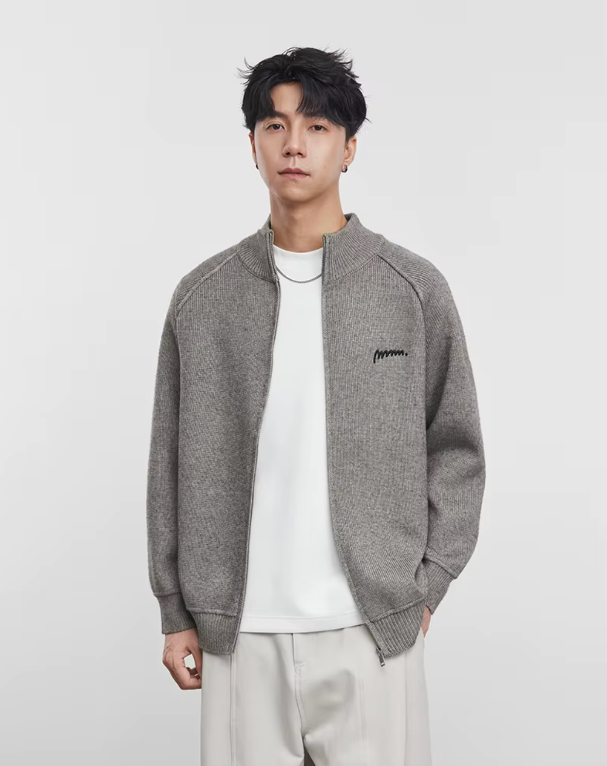 CARDIGAN TRICOTÉ À FERMETURE