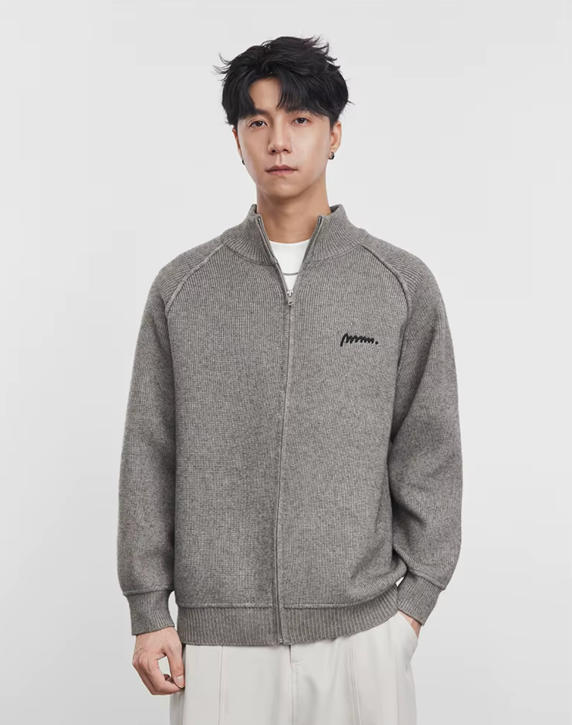 CARDIGAN TRICOTÉ À FERMETURE