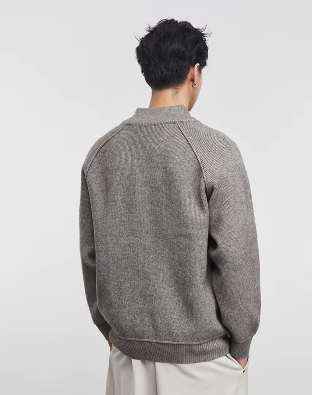 CARDIGAN TRICOTÉ À FERMETURE